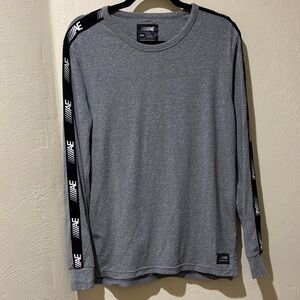 American Eagle Outfitters Gray Long Sleeve Shirt